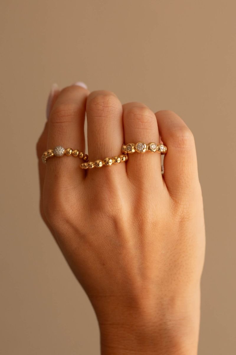 Anel Bolinhas e Diamantes