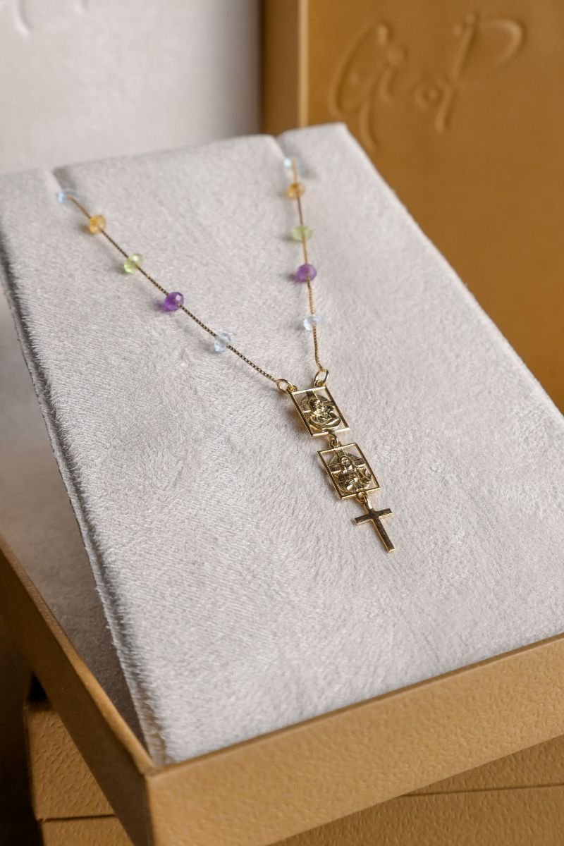 Colar Escapulário Frontal Pedras Coloridas