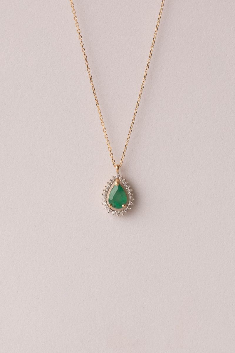 Colar Gota Esmeralda