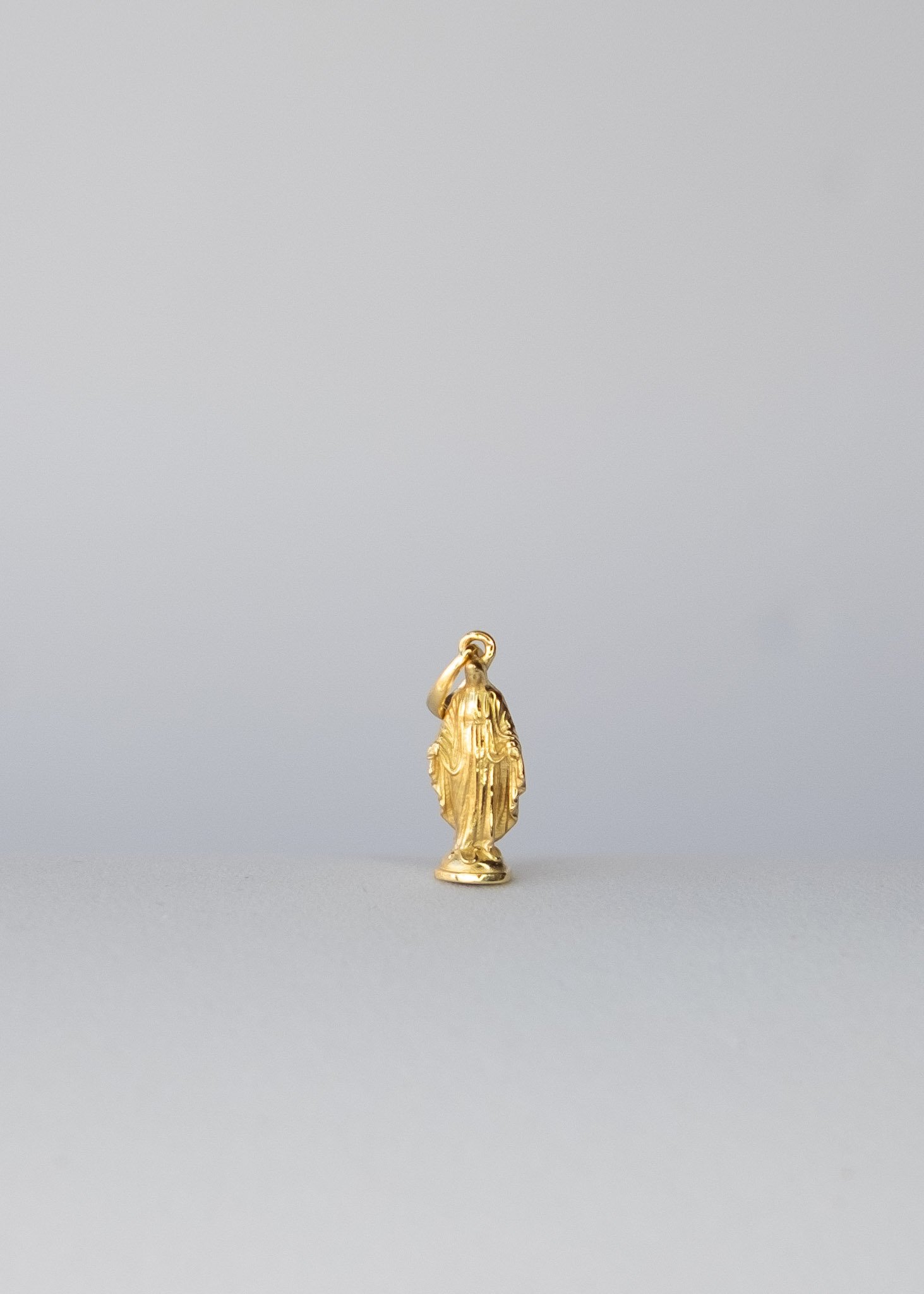 Nossa Senhora das Graças Mini